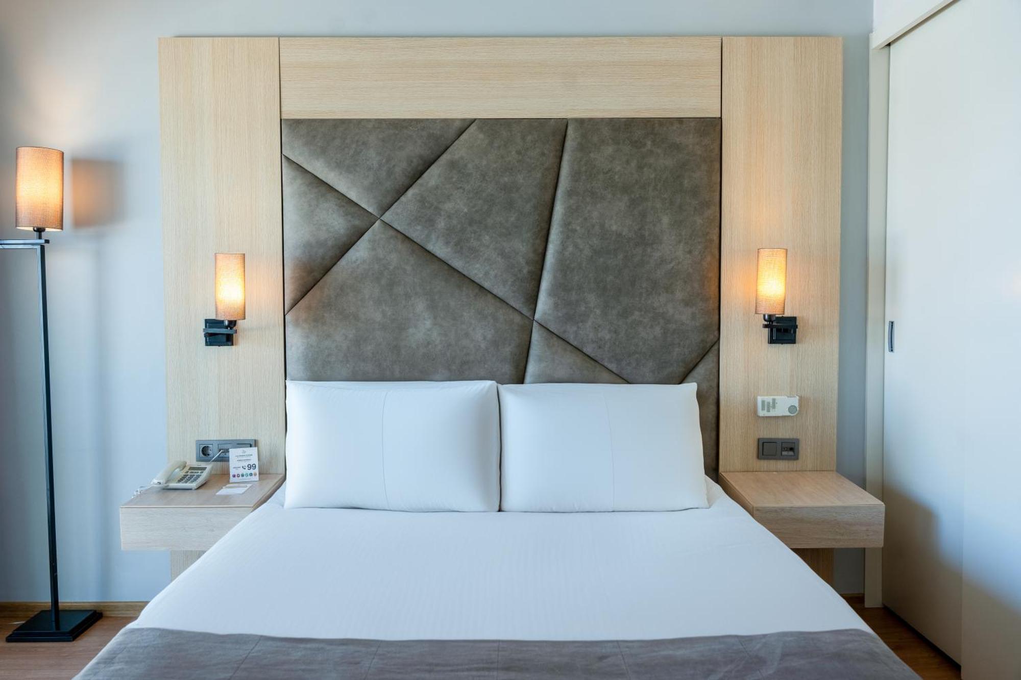 อัลติน ยูนุส รีสอร์ต แอนด์ เทอร์มอล โฮเต็ล Hotel เซสเม ภายนอก รูปภาพ